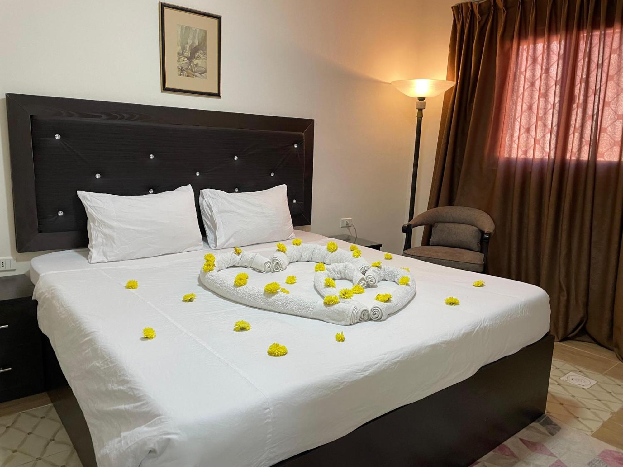 Plaza View Hostel Aţ Ţayyibah المظهر الخارجي الصورة