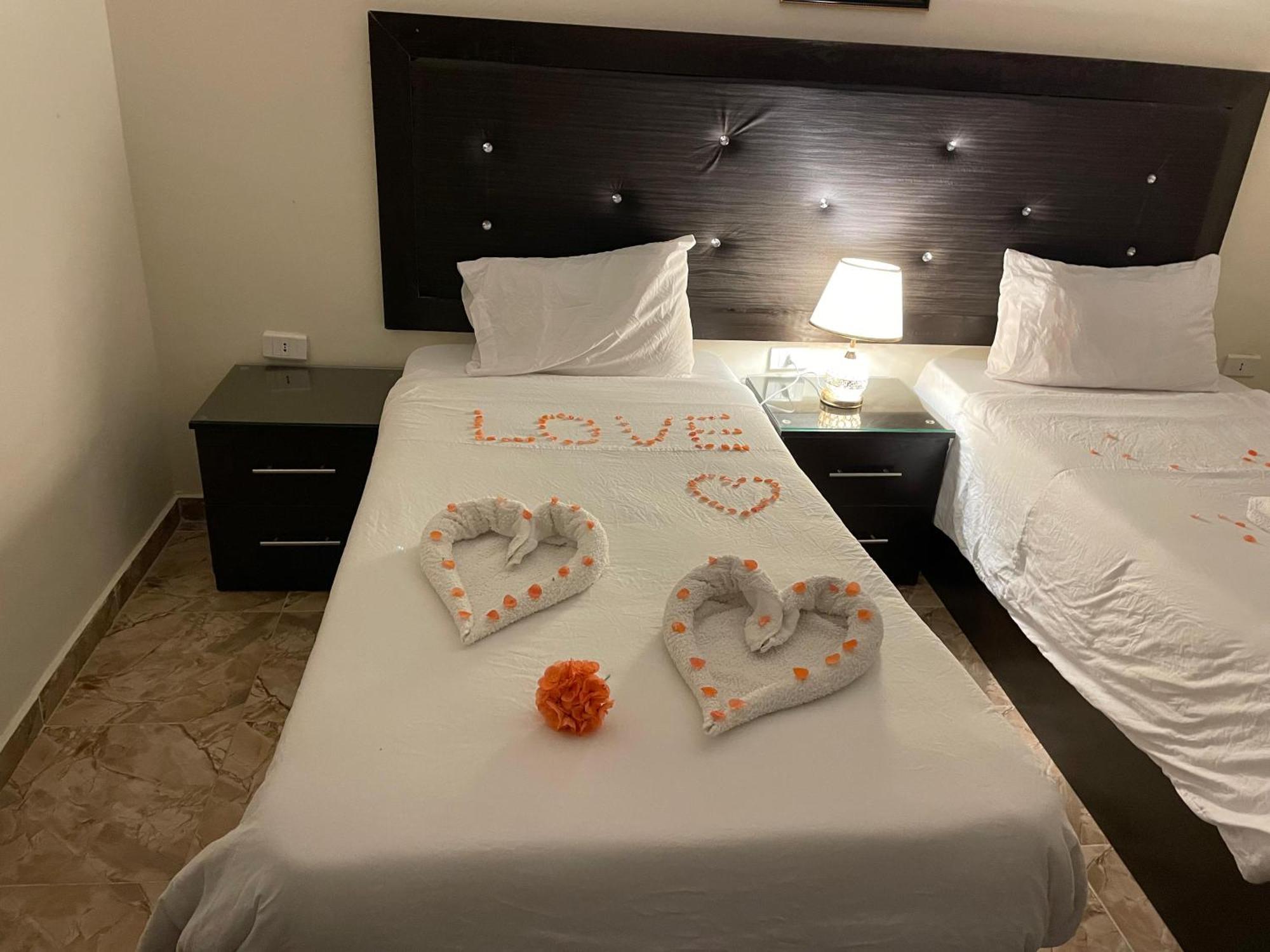 Plaza View Hostel Aţ Ţayyibah المظهر الخارجي الصورة