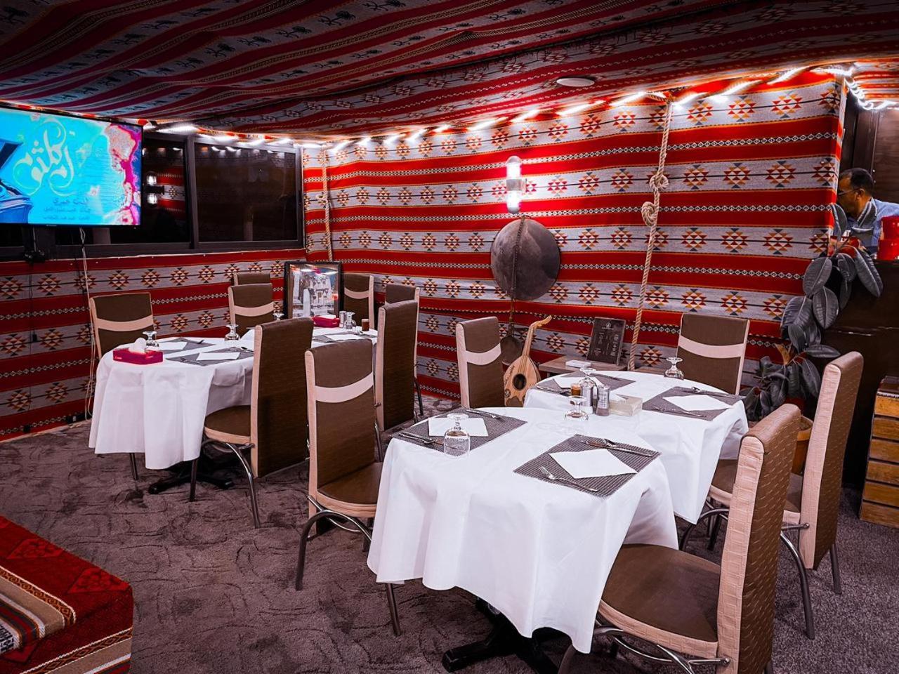 Plaza View Hostel Aţ Ţayyibah المظهر الخارجي الصورة